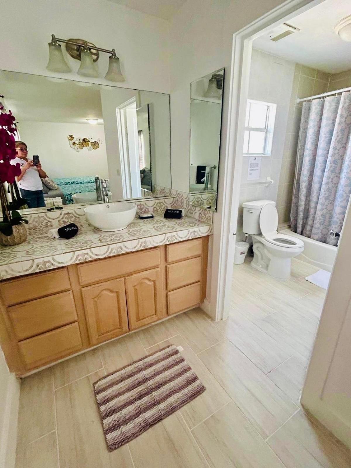 Mi Casa Es Tu Casa, Midtown #2 Apartment Тампа Екстериор снимка
